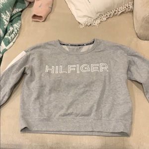 Gray Tommy Hilfiger Sweatshirt